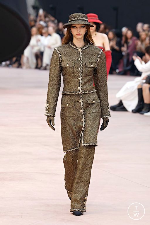 FW25 Chanel Look 24