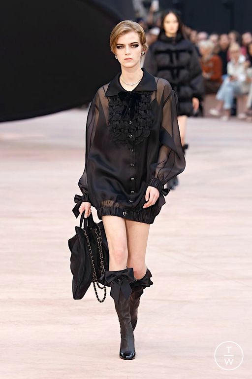 FW25 Chanel Look 37