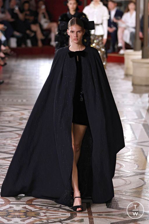 FW24 Chanel Look 23