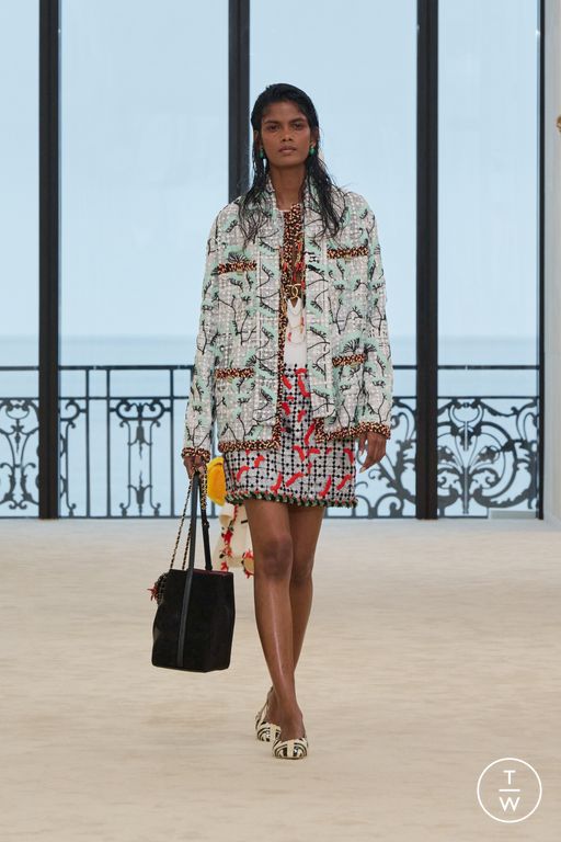 RS27 Chanel Look 11