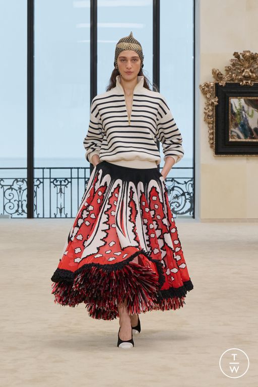 RS27 Chanel Look 13