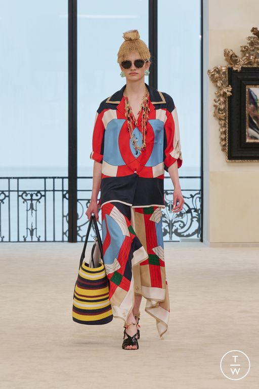 RS27 Chanel Look 42