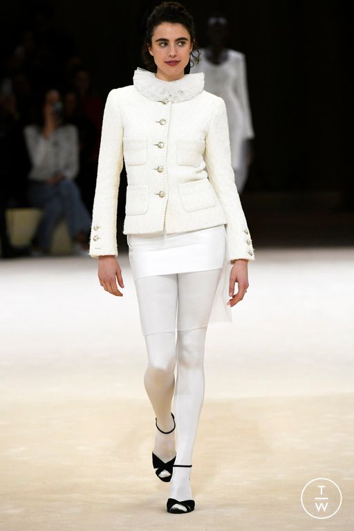 Chanel RS18 womenswear #62 - Tagwalk: The Fashion Search Engine