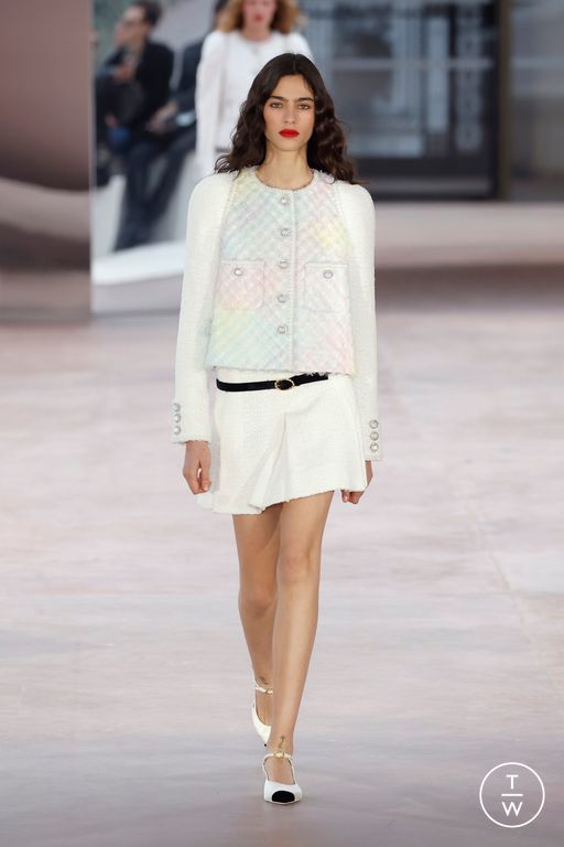 SS25 Chanel Look 1