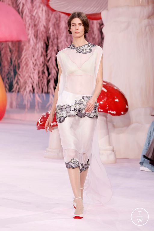 SS26 Chanel Look 11
