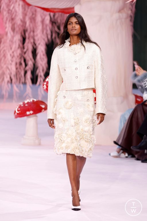 SS26 Chanel Look 27