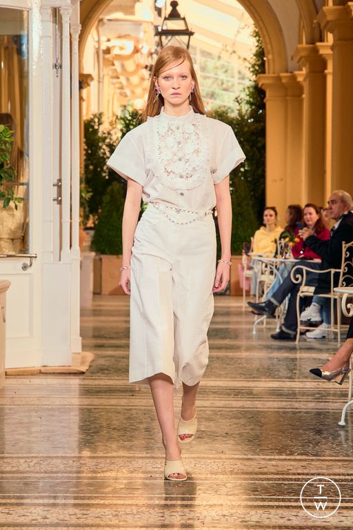 RS 26 Chanel Look 20