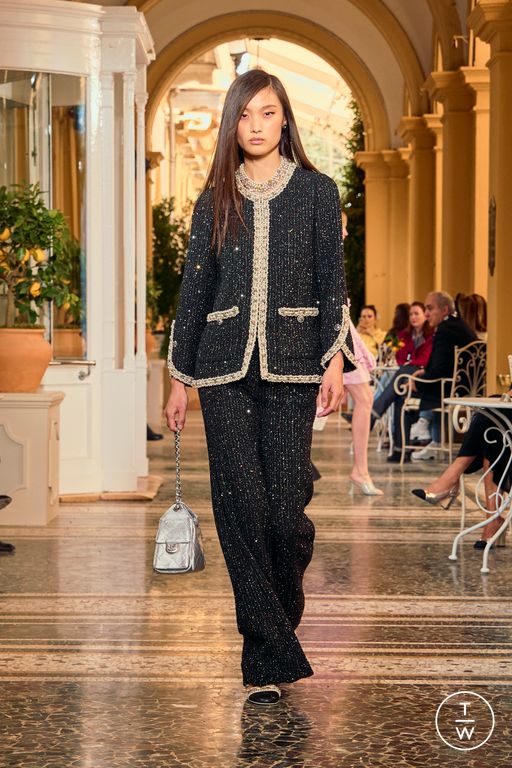 RS 26 Chanel Look 52