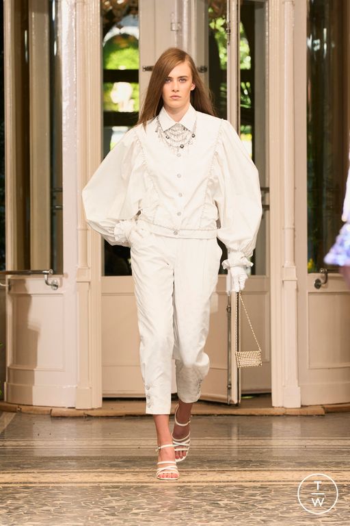 RS 26 Chanel Look 61