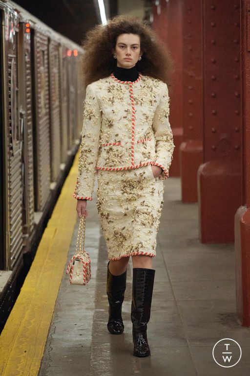 PF26 Chanel Look 42