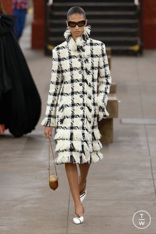 PF26 Chanel Look 54