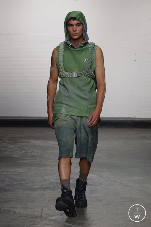 Spring-Summer 2025 Charlie Constantinou Look 13