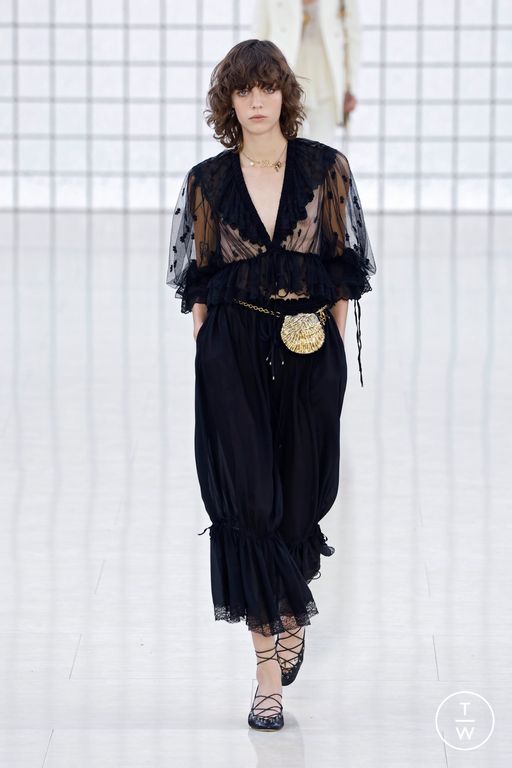 Spring-Summer 2025 Chloé Look 18