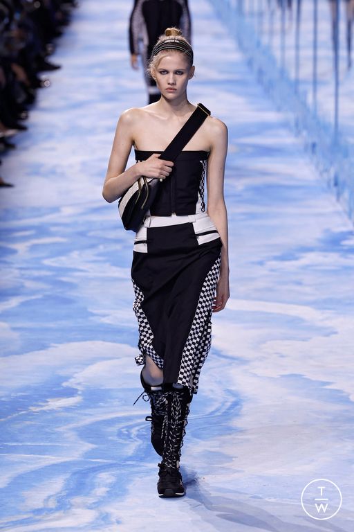 Spring-Summer 2025 Christian Dior Look 31