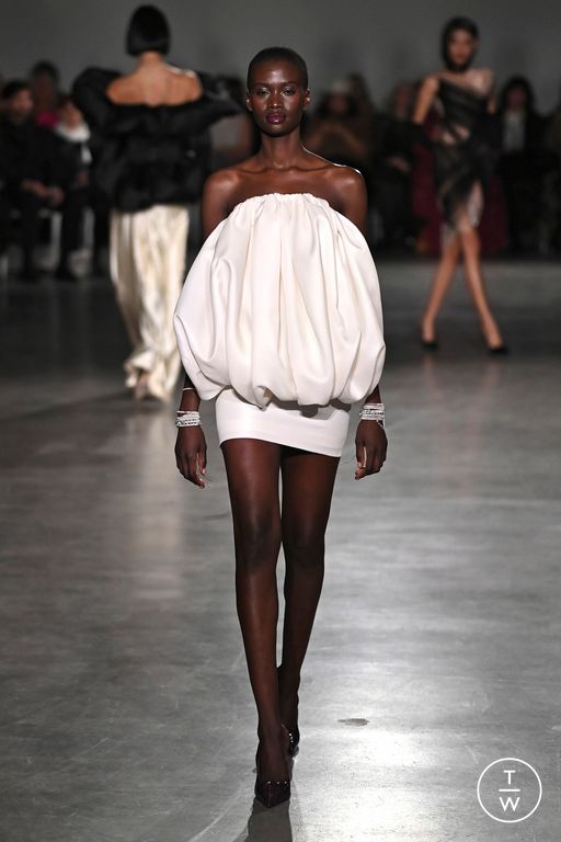 FW26 Christian Siriano Look 39