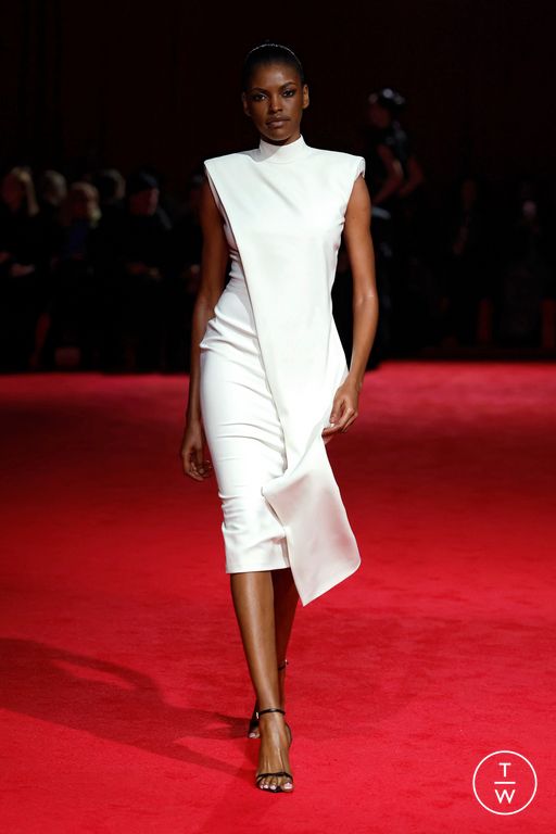 FW25 Christian Siriano Look 13