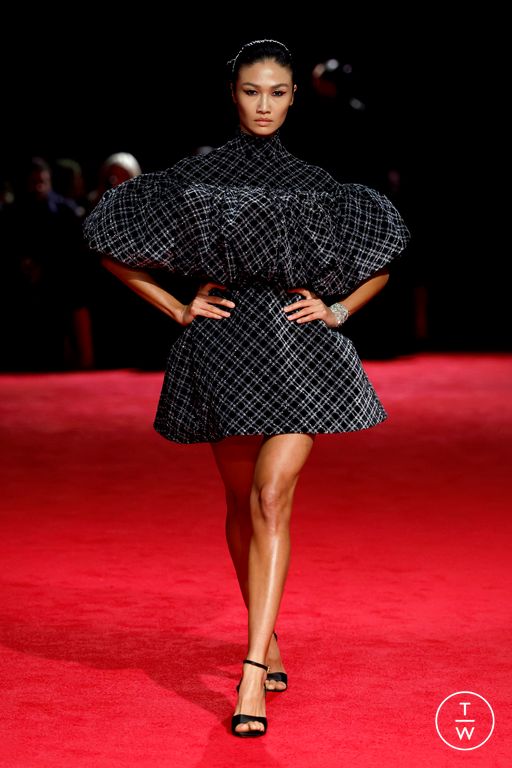 FW25 Christian Siriano Look 28