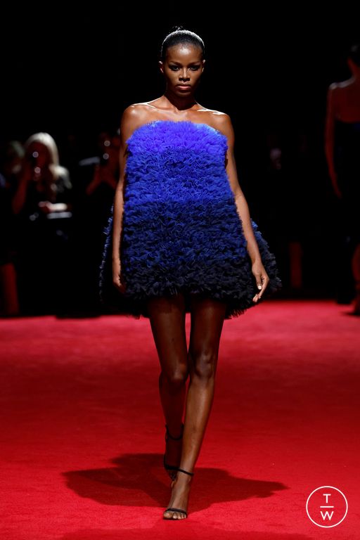 FW25 Christian Siriano Look 56