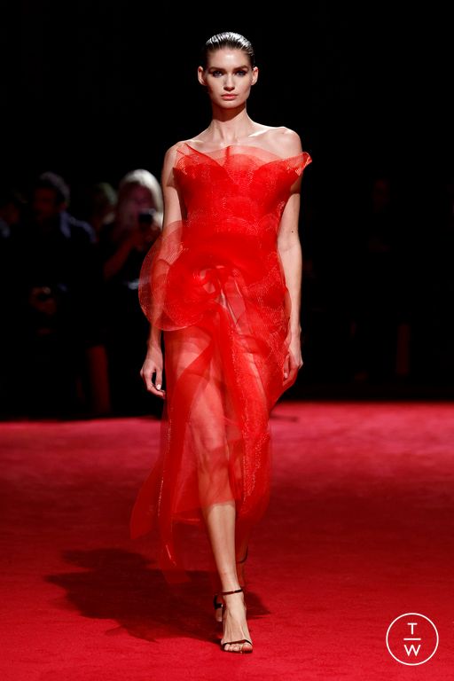 FW25 Christian Siriano Look 58