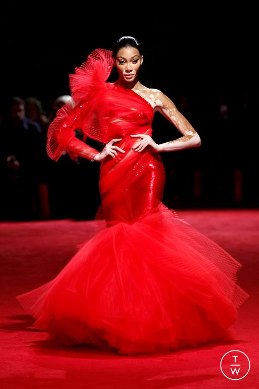 FW25 Christian Siriano Look 61