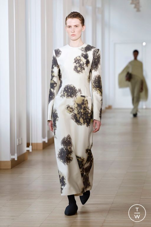 FW25 Christian Wijnants Look 12