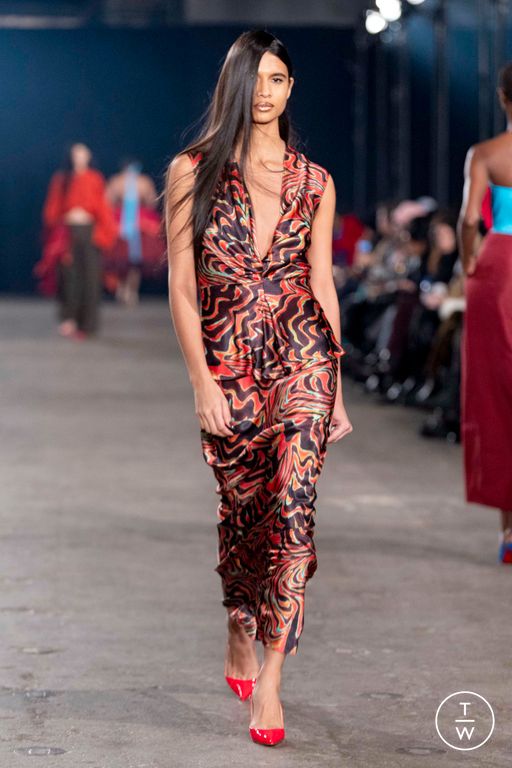 FW25 Christopher John Rogers Look 10