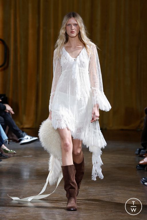 FW26 Cinq à Sept Look 16