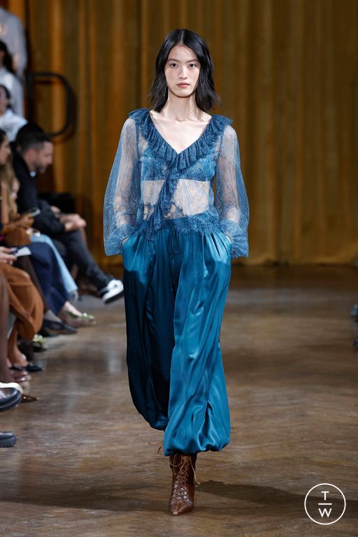 FW26 Cinq à Sept Look 29