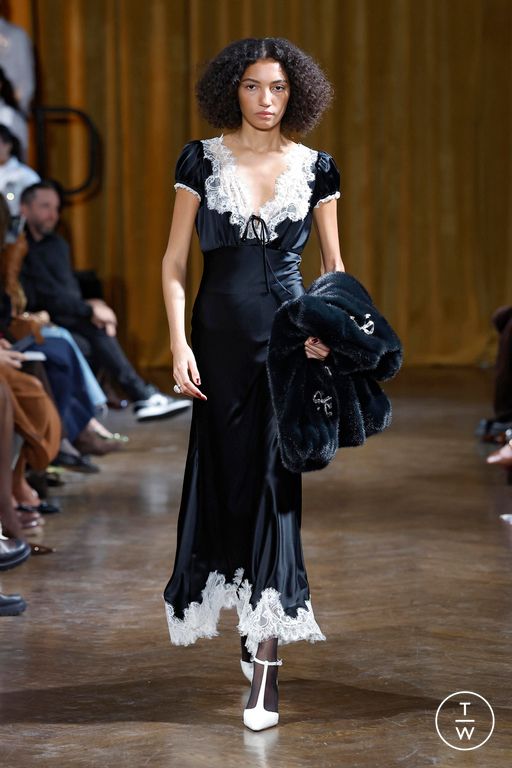 FW26 Cinq à Sept Look 33