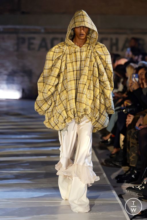 FW25 Collina Strada Look 17