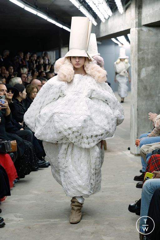 SS26 Comme des Garçons Look 17