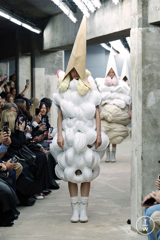 SS26 Comme des Garçons Look 22