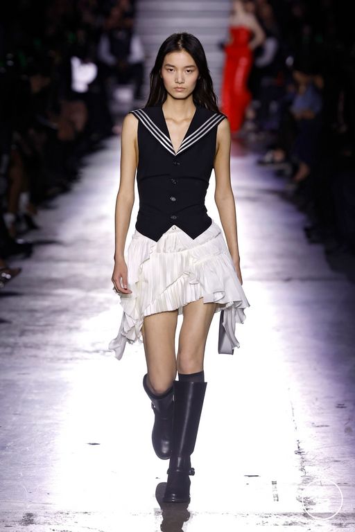 FW25 Coperni Look 3
