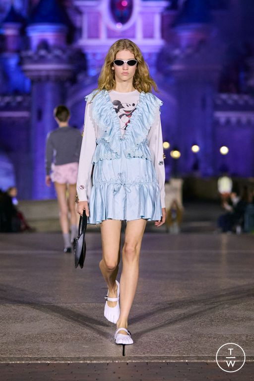 Spring-Summer 2025 Coperni Look 13