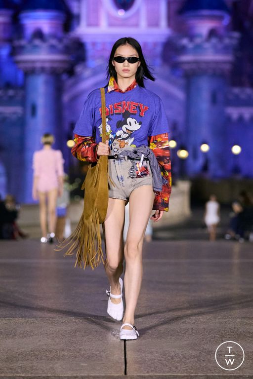 Spring-Summer 2025 Coperni Look 17