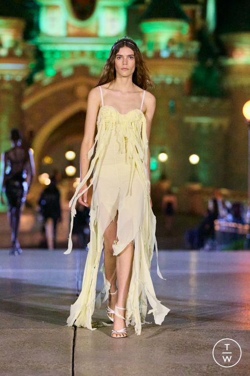 Spring-Summer 2025 Coperni Look 37