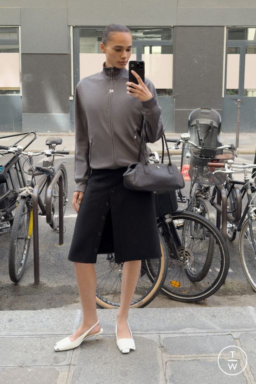 RS 26 Courrèges Look 9