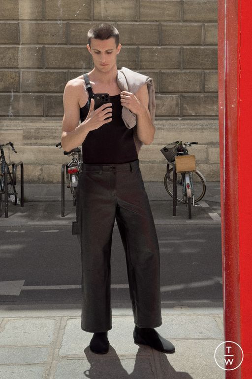 RS 26 Courrèges Look 21
