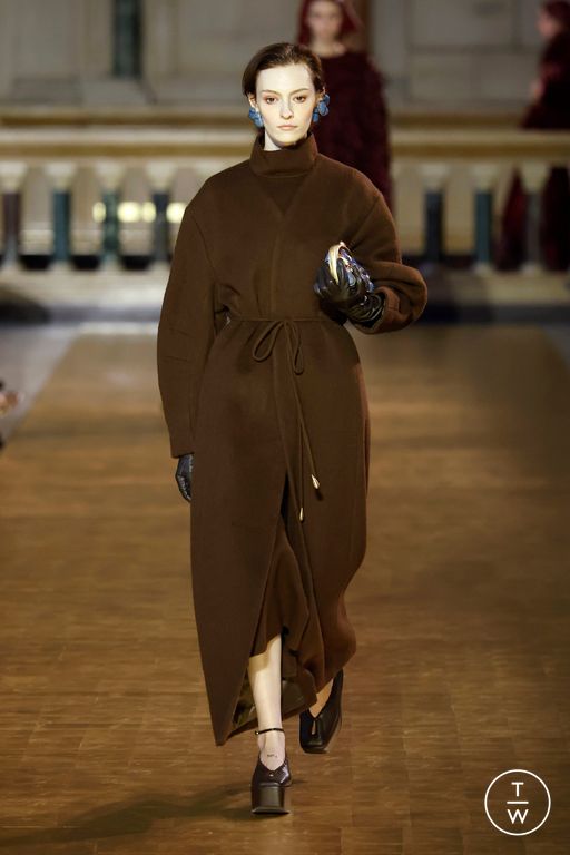 FW26 Cult Gaia Look 31