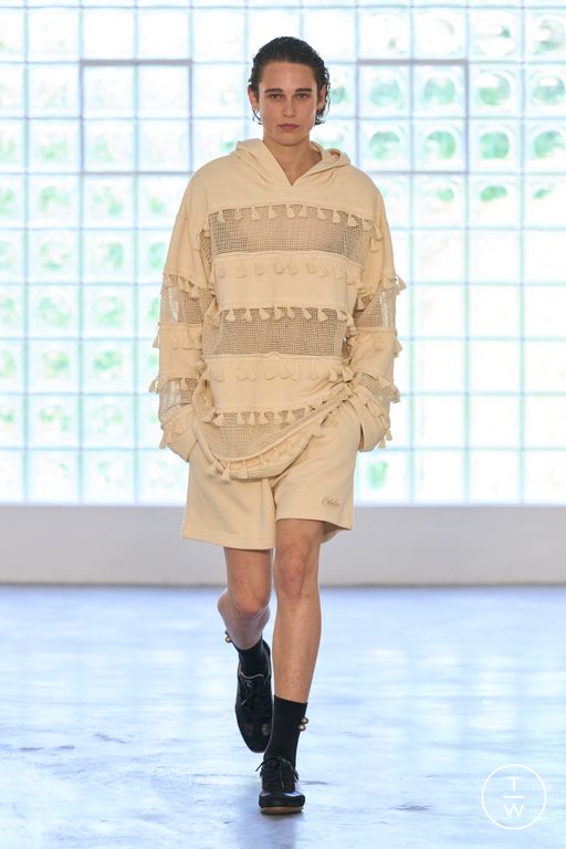SS 26 David Catalan Look 23