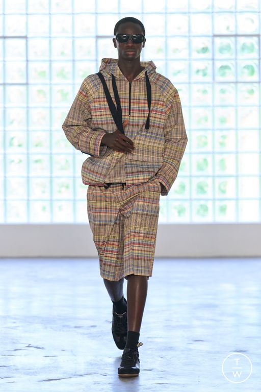 SS 26 David Catalan Look 39