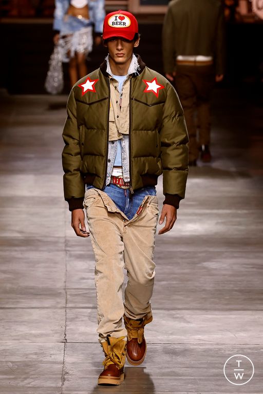 Fall/Winter 2023 Dsquared2 Look 40