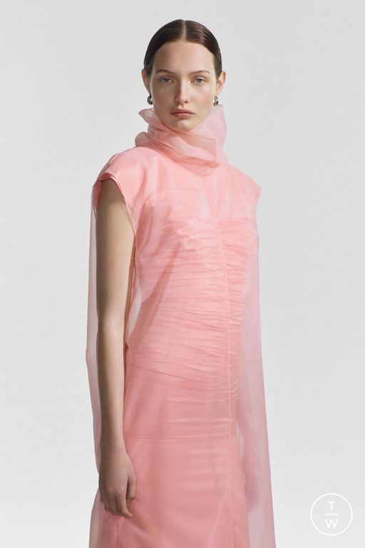 Resort 2025 Del Core Look 16