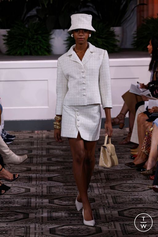 Spring/Summer 2025 Dennis Basso Look 4