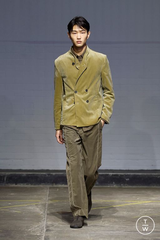 FW26 DERRICK Look 10