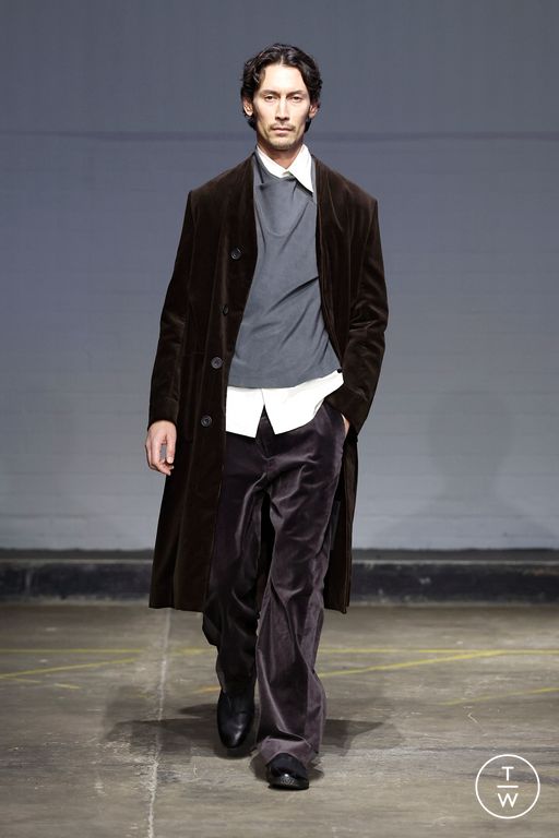 FW26 DERRICK Look 16
