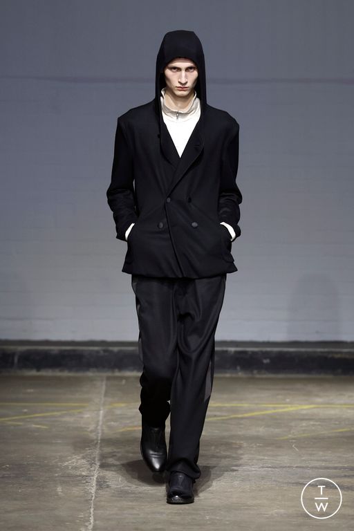 FW26 DERRICK Look 23