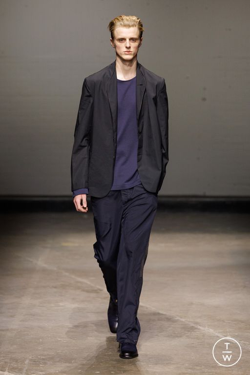 SS25 DERRICK Look 1