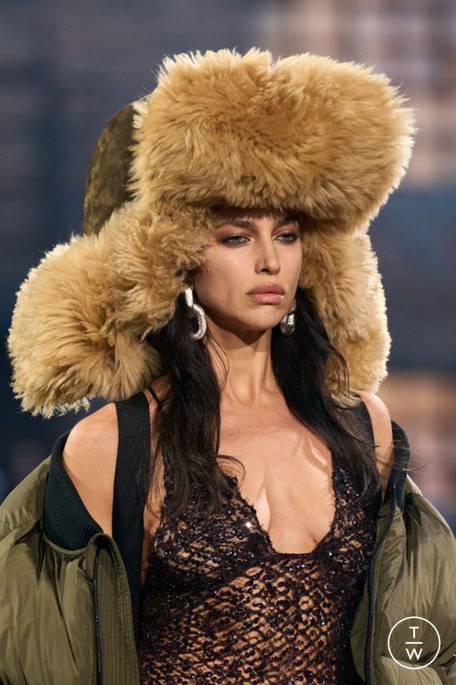 FW25 Dsquared2 Look 1