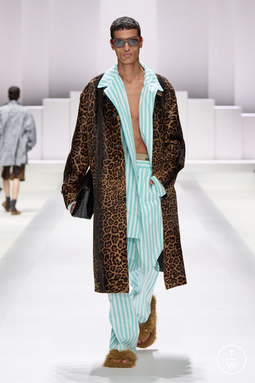 SS 26 Dolce & Gabbana Look 27